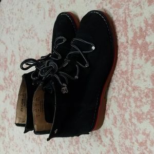 Hush puppies chukka, boot black size 8 wide